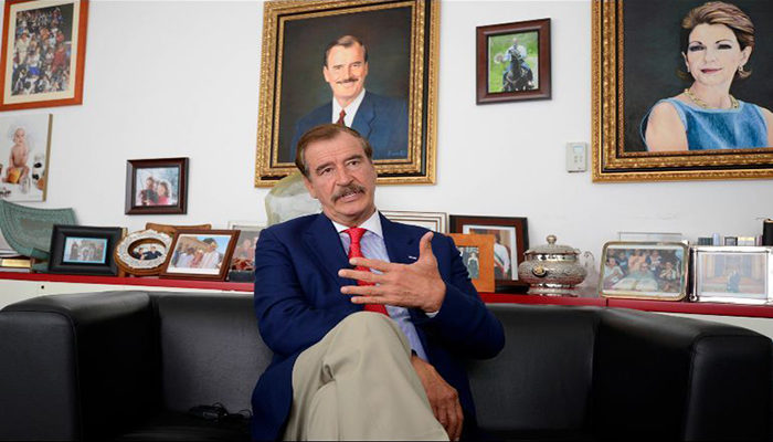 "Todos coludos o todos rabones", responde Fox a AMLO