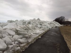 "Tsunami de hielo" sorprende a Nueva York, Estados Unidos
