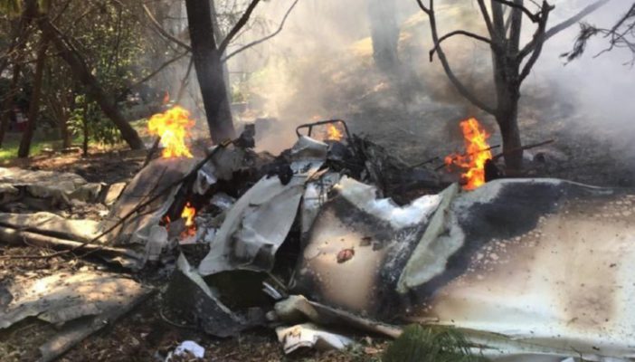 2 muertos por desplome de avioneta en Edomex