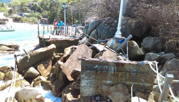 Casi 1 semana y no hay trabajos en el muelle de Quimixto