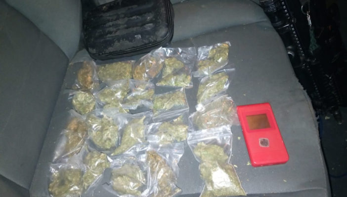 Capturan a 2 sujetos con droga en Puerto Vallarta, traían marihuana y cristal