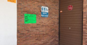 Falta de sanitarios, el eterno problema de las playas 'certificadas'