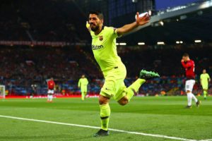 Con gol de Cristiano, la Juve empata en Amsterdan; el Barcelona gana con autogol