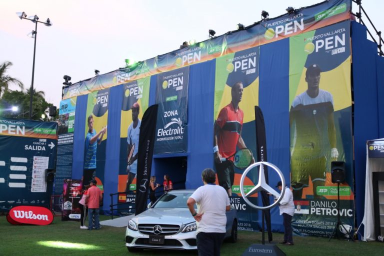 Regular asistencia en la inauguración del Open Vallarta 2019