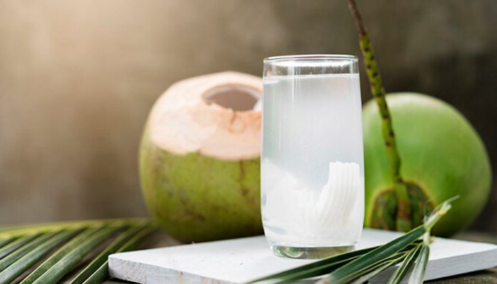 ¿Diabetes?, Conoce 5 beneficios que puedes obtener del agua de coco