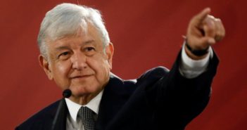 Aclara AMLO que no habrá nuevos impuestos y que la tenencia era 'sugerencia' de SHCP