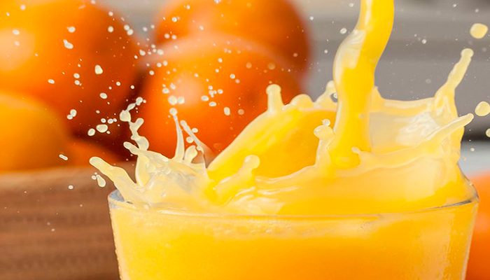 Jugo de naranja podría ser más dañino y letal que un refresco