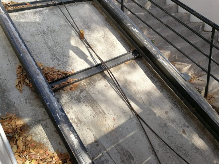 Mirador del Cerro de la Cruz, sin señalética para acceder