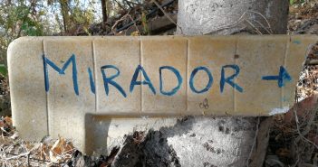 Mirador del Cerro de la Cruz, sin señalética para acceder
