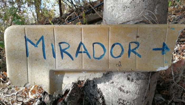 Mirador del Cerro de la Cruz, sin señalética para acceder