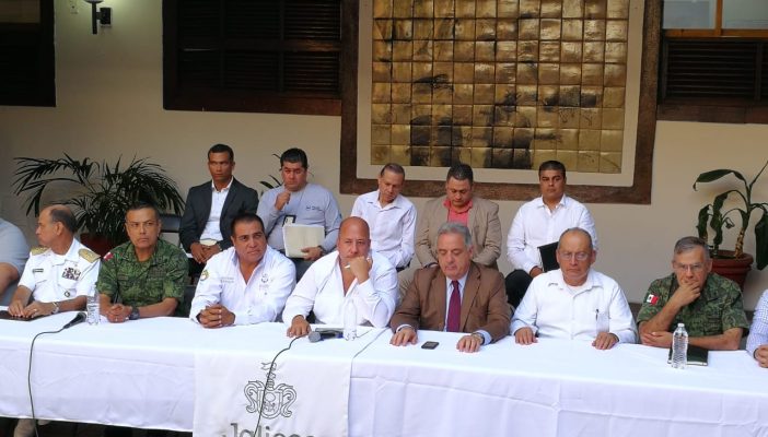 Culpa Alfaro a Lomelí por 'orquestar' abucheos en su contra