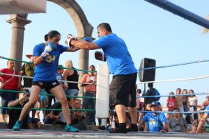 Entrena al aire libre Jackie Nava a días de su función en PV