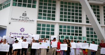 Manifestación en fiscalía ignorada por los vallartenses