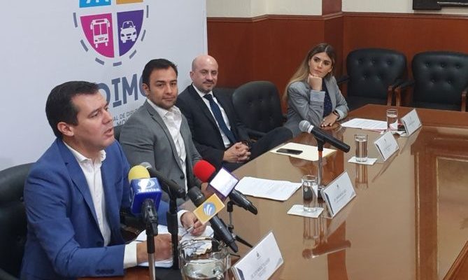 Ante inminente aumento de multas, se duplicó expedición de licencias de manejo