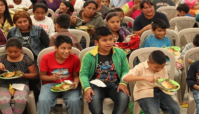 Más de mil niños son intoxicados con pastel en el Día del Niño