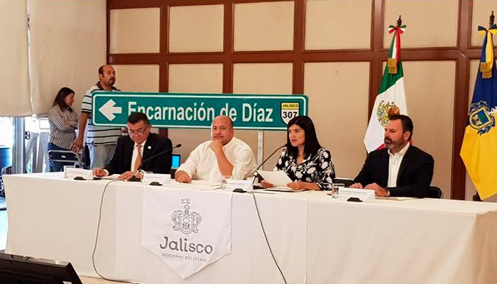 Jalisco invertirá más de 8 mil millones en carreteras