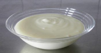 Tomar yogurt puede disminuir el riesgo de desarrollar cáncer de intestino