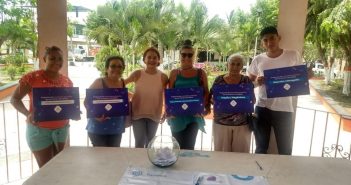 Regalaron viajes al interior del estado para personas de escasos recursos