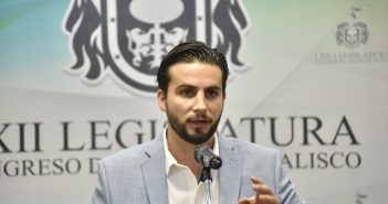 Propone Luis Munguía que haya 'agua potable para todos'