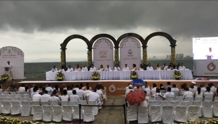 Deslucida y sin gente la entrega del premio Vallarta