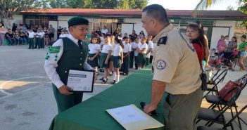 Niño reanima a su prima ahogada; lo aprendió en televisión