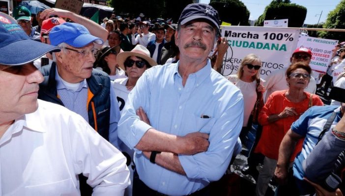 Corren a Fox de marcha anti AMLO, no querían que se 'politizara'
