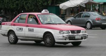 Taxistas fingen choque para secuestrar a tres menores de edad