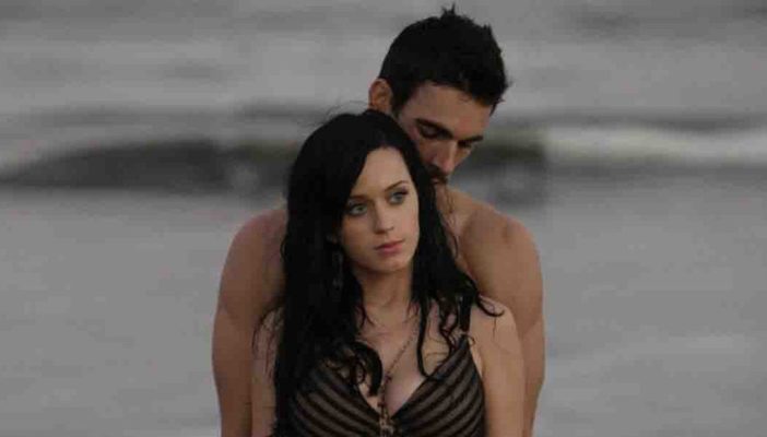 Modelo denuncia a Katty Perry de acoso y agresión sexual