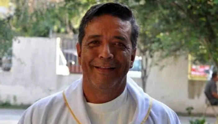 Asesinan a puñaladas a sacerdote dentro de una iglesia de Tamaulipas