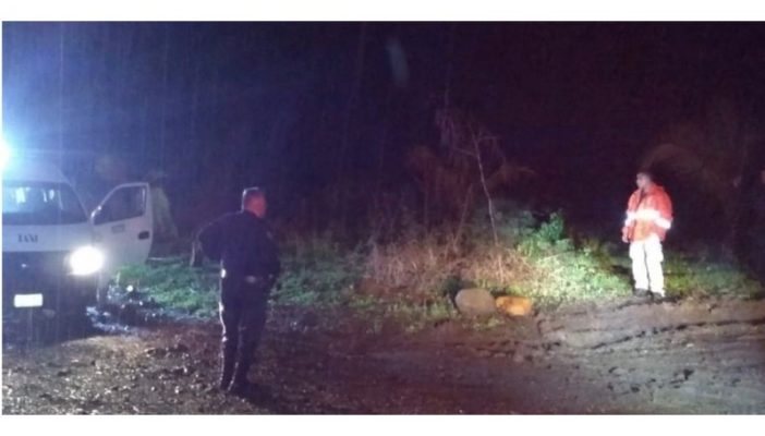 Al menos 5 desaparecidos tras creciente de río El Cangrejo en Acaponeta