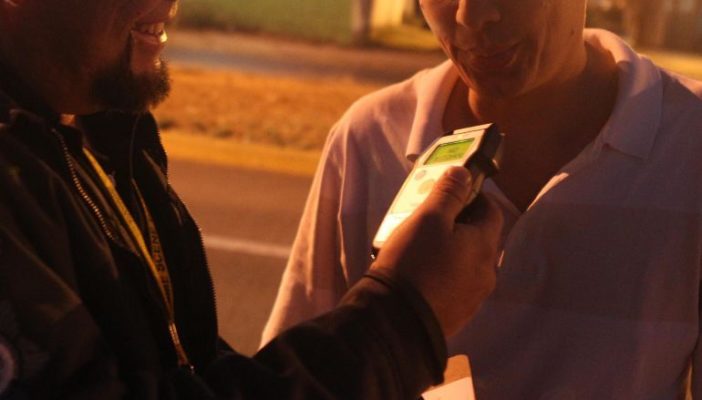 Quieren alcoholímetros en antros y bares