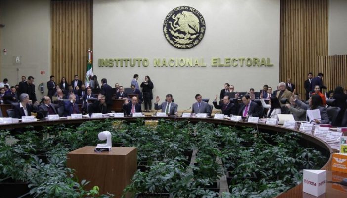 No encuentran 320 vehículos del INE tras auditoría