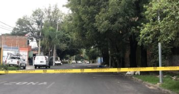 Asesinan y prenden fuego a una mujer en Guadalajara