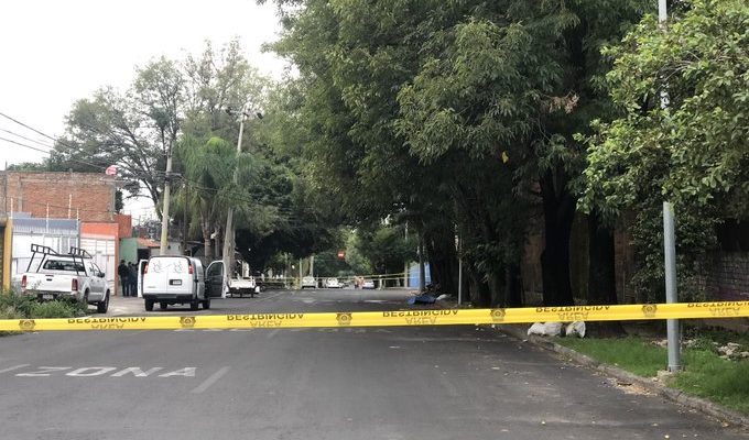 Asesinan y prenden fuego a una mujer en Guadalajara