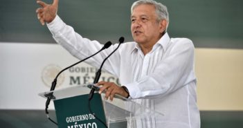 Llega López Obrador a Primer Informe con rezagos en seguridad y economía
