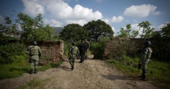 Más de 105 bolsas con cuerpos humanos son encontrados en Zapopan