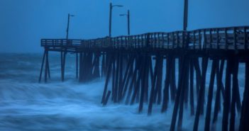 ''Dorian'' toca tierra en Carolina del Norte como huracán categoría 1