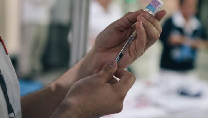 Ya hay 2 muertos por influenza en México, recomiendan vacunarse