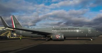 Llegan la mitad de las cenizas de José José a México