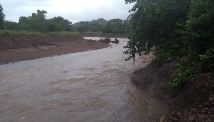 Por "Priscilla", evacuan a 85 personas en Cihuatlán, Tomatlán y Autlán