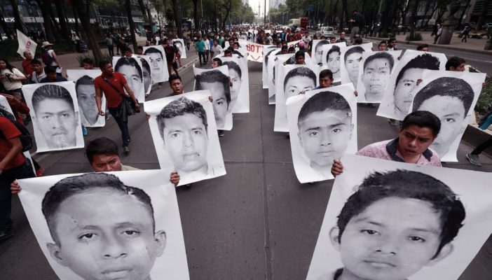 Dan libertad a otros tres presuntos implicados en caso Ayotzinapa