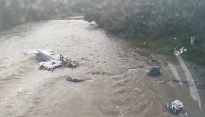 5 muertos por caída de avioneta en Michoacán