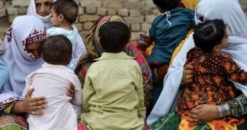 Médico contagia a 900 niños con VIH en Pakistán