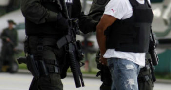 Colaborador de "El Chapo" y "El Mayo" es extraditado a EU