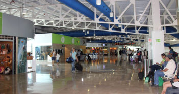 Van más de 40 vuelos cancelados en el aeropuerto de Vallarta