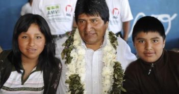 Hijos de Evo Morales abandonan Bolivia; vivirán en Argentina