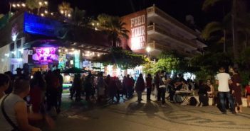 Vallarta se pone 'gringo'; halloween reúne más de 5 mil personas en el malecón