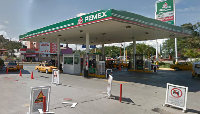 Profeco inmoviliza 61 bombas de gasolina por vender litros incompletos