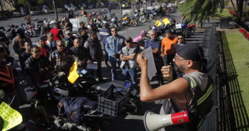 Sigue aumento a refrendo de motociclistas con descuento condicionado
