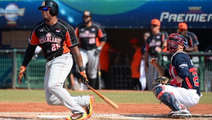 Estados Unidos da cátedra a Holanda en el Premier 12